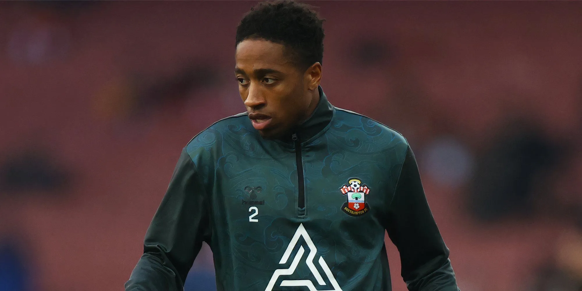 Hậu vệ Kyle Walker-Peters trong màu áo Southampton chuẩn bị ra đi tự do