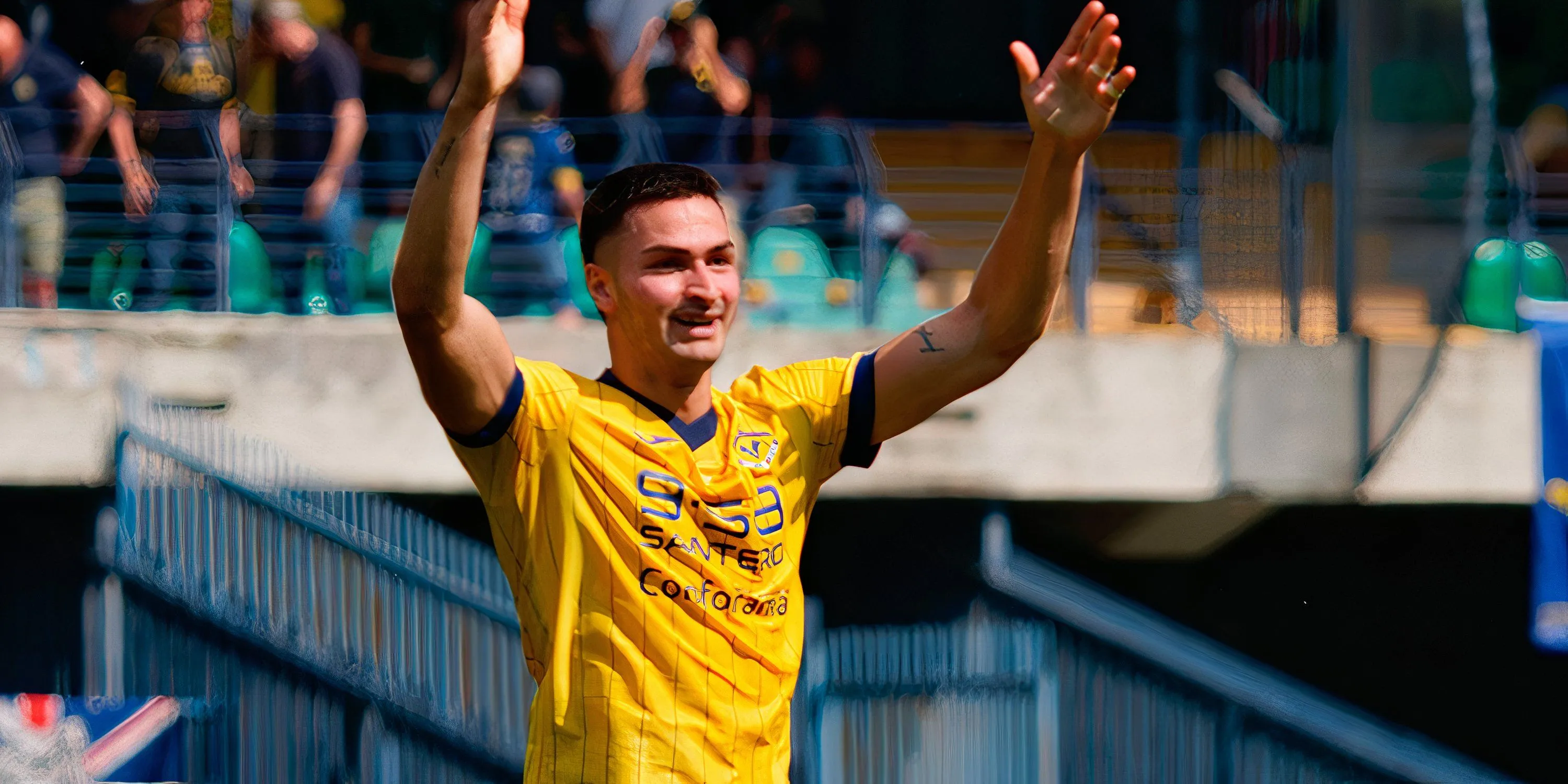 Trung vệ Diego Coppola trong màu áo Hellas Verona
