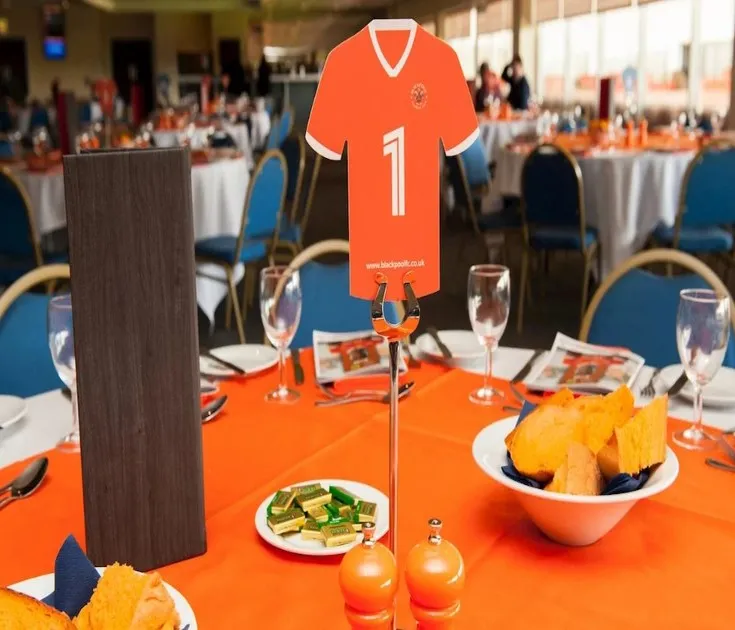 Dịch vụ hiếu khách tại sân vận động Bloomfield Road