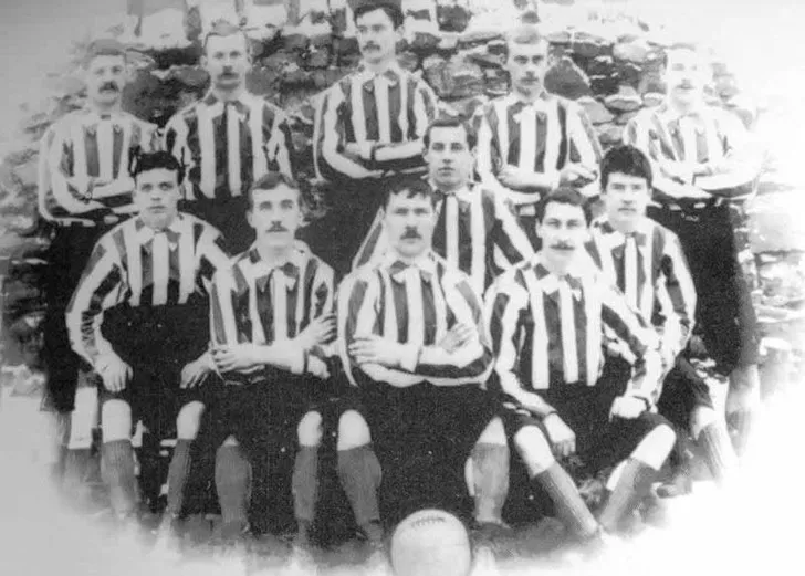 Đội hình Bury FC vào năm 1892, một phần lịch sử của câu lạc bộ