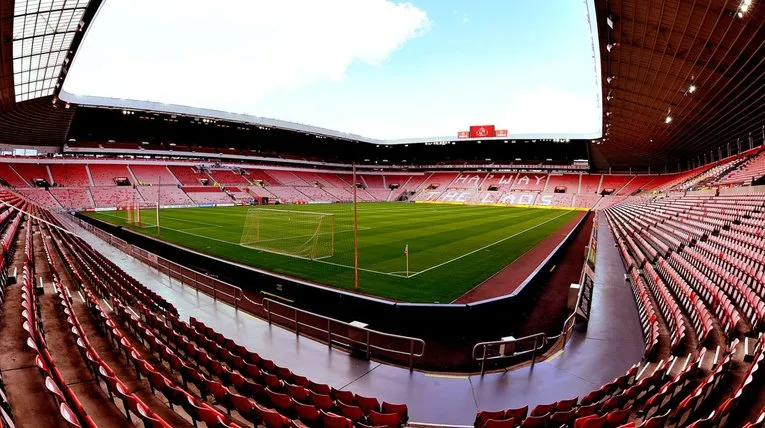 Góc nhìn toàn cảnh sân cỏ Stadium of Light từ khán đài, nơi diễn ra các trận đấu của Sunderland AFC
