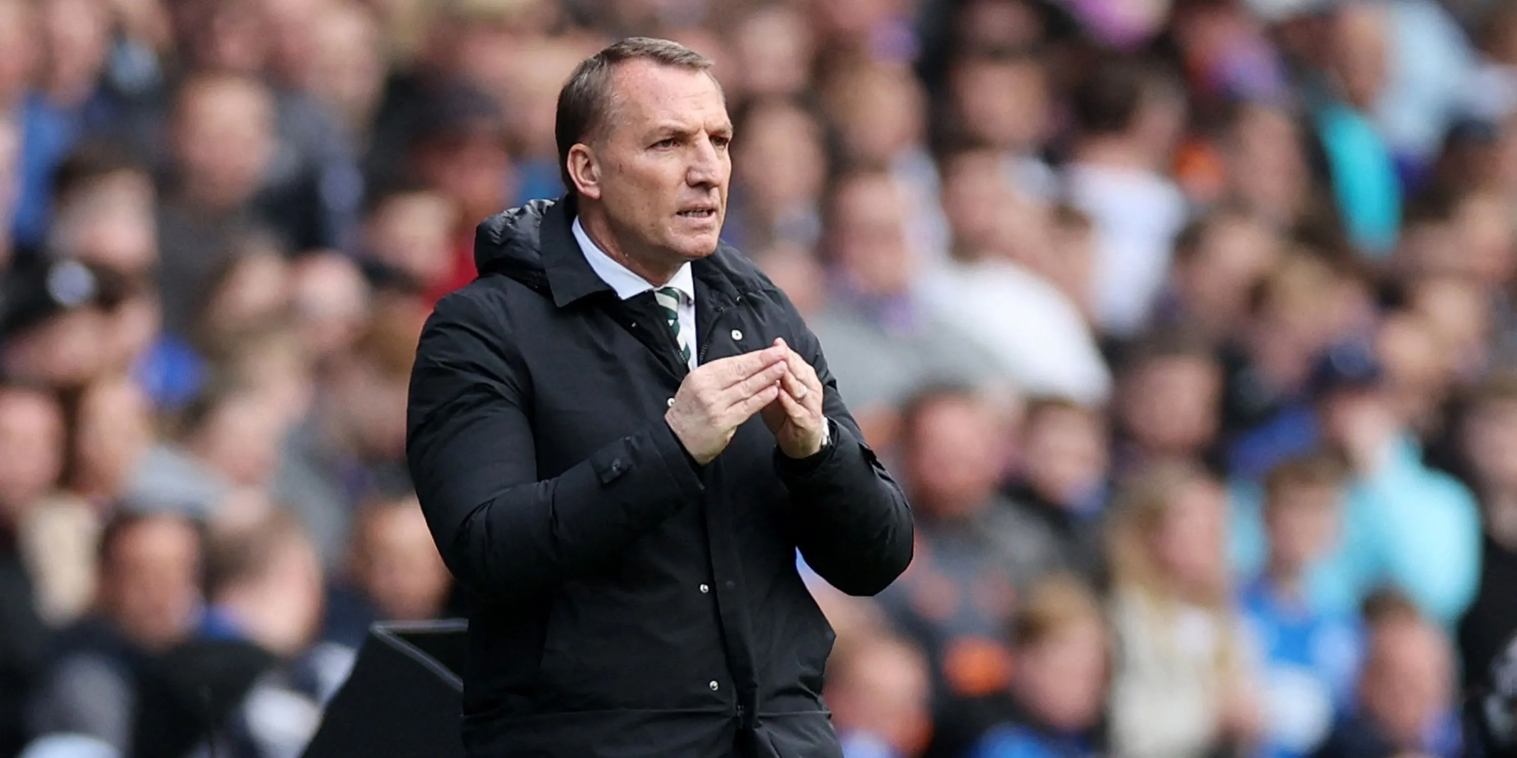 Huấn luyện viên Brendan Rodgers của Celtic trên sân tập, chiến lược gia đang tìm kiếm các mục tiêu chuyển nhượng chất lượng để củng cố đội hình.