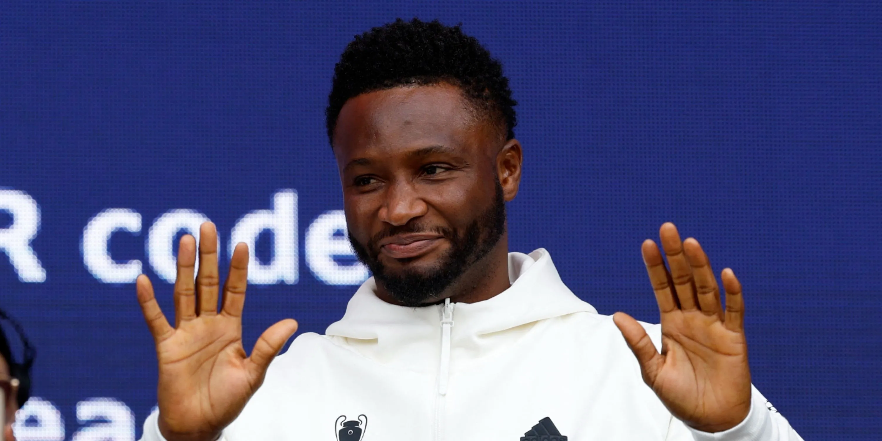 John Obi Mikel và vụ chuyển nhượng đầy tranh cãi từ Lyn đến Chelsea, vượt qua Man Utd.
