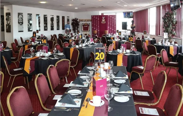 Khu vực dịch vụ cao cấp tại sân vận động Valley Parade