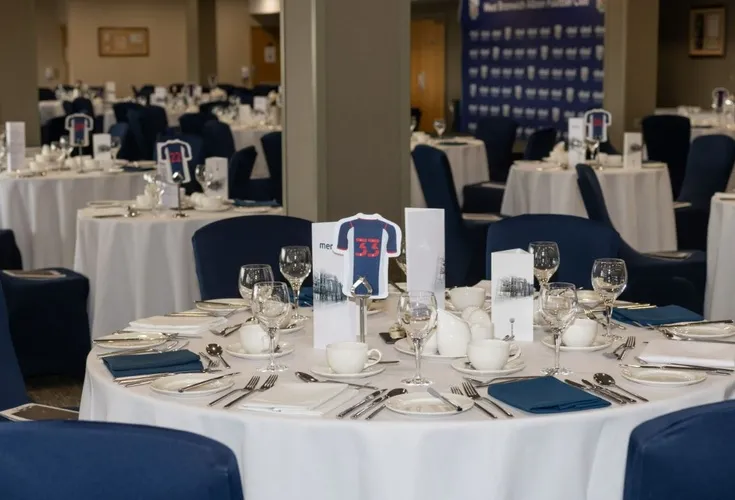 Khu vực Hospitality Lounge tại The Hawthorns
