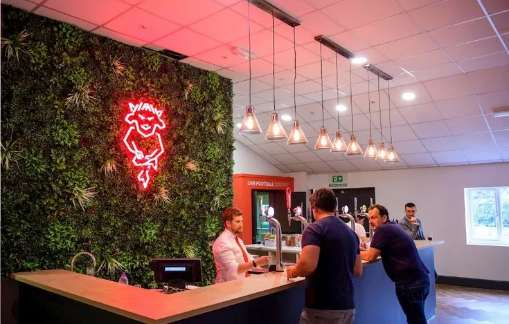 Khu vực khách VIP tại Sincil Bank, cung cấp trải nghiệm cao cấp cho người hâm mộ bóng đá