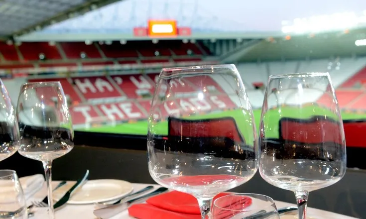 Khu vực phòng VIP (hospitality box) tại sân vận động Stadium of Light, mang đến trải nghiệm cao cấp cho khách mời