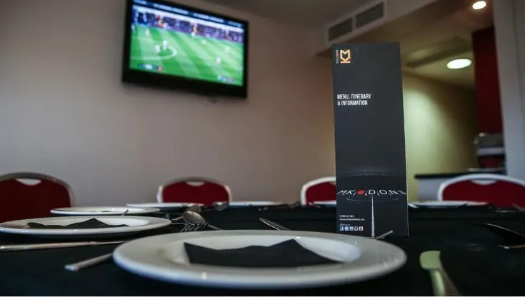 Khu vực tiếp đón khách VIP tại Stadium MK, mang đến trải nghiệm bóng đá cao cấp