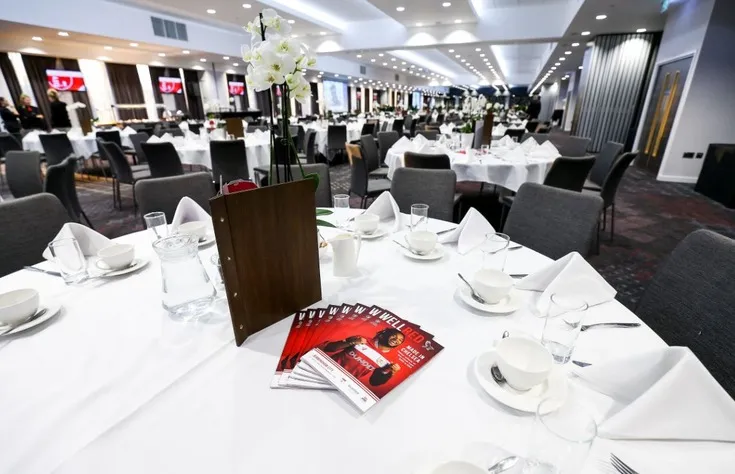 Khu vực tiếp khách VIP tại sân Ashton Gate