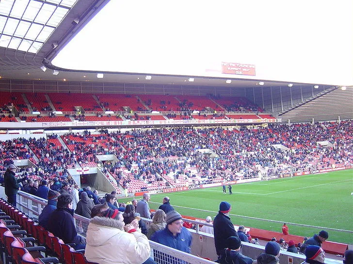 Quang cảnh từ khán đài sân Stadium of Light, thể hiện quy mô và sức chứa của &quot;ngôi nhà&quot; Sunderland