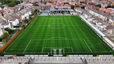 Rossett Park nhìn từ trên cao, sân nhà CLB Marine AFC tại Merseyside