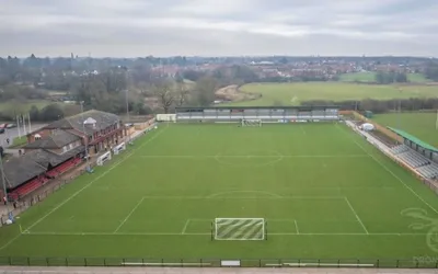 Sân vận động Blackwell Meadows với kiến trúc đa năng phục vụ bóng đá và rugby