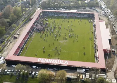 Sân vận động Peninsula Stadium nhìn từ trên cao
