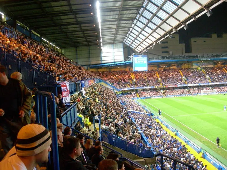 Tầm nhìn tổng thể từ khán đài Stamford Bridge, sân nhà Chelsea