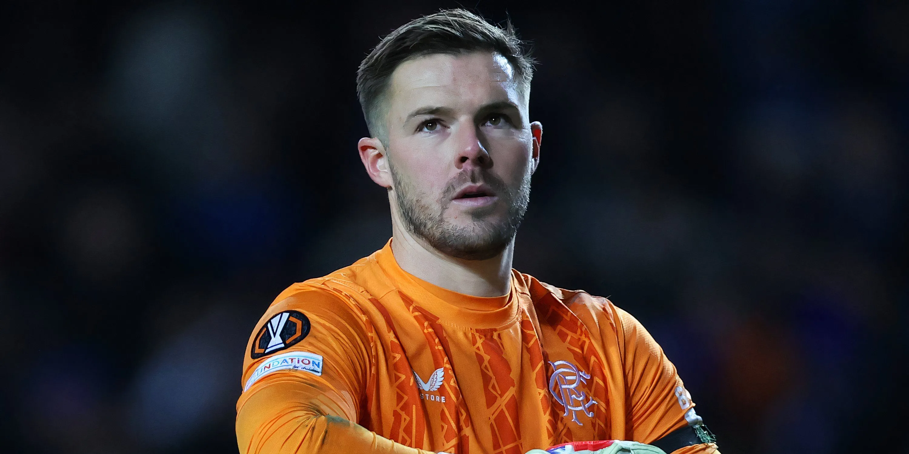Thủ môn Jack Butland của Rangers trong một trận đấu tại Europa League.