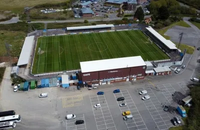 Toàn cảnh sân vận động Bob Lucas Stadium, sân nhà của Weymouth FC
