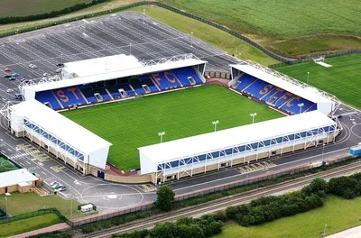 Toàn cảnh sân vận động Croud Meadow của Shrewsbury Town FC từ trên cao