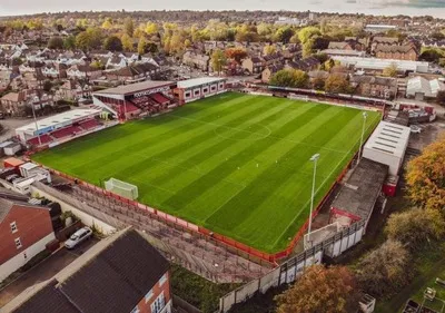 Tổng quan sân vận động J Davidson Stadium, sân nhà của Altrincham FC