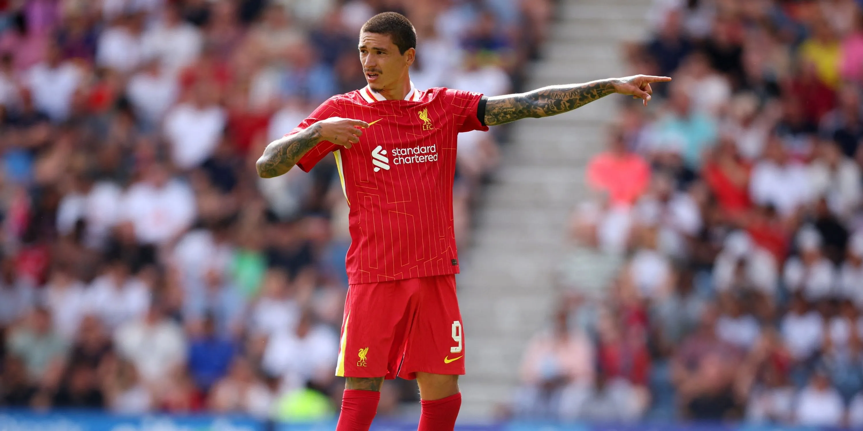 Darwin Nunez, cựu tiền đạo của Liverpool, trong màu áo câu lạc bộ