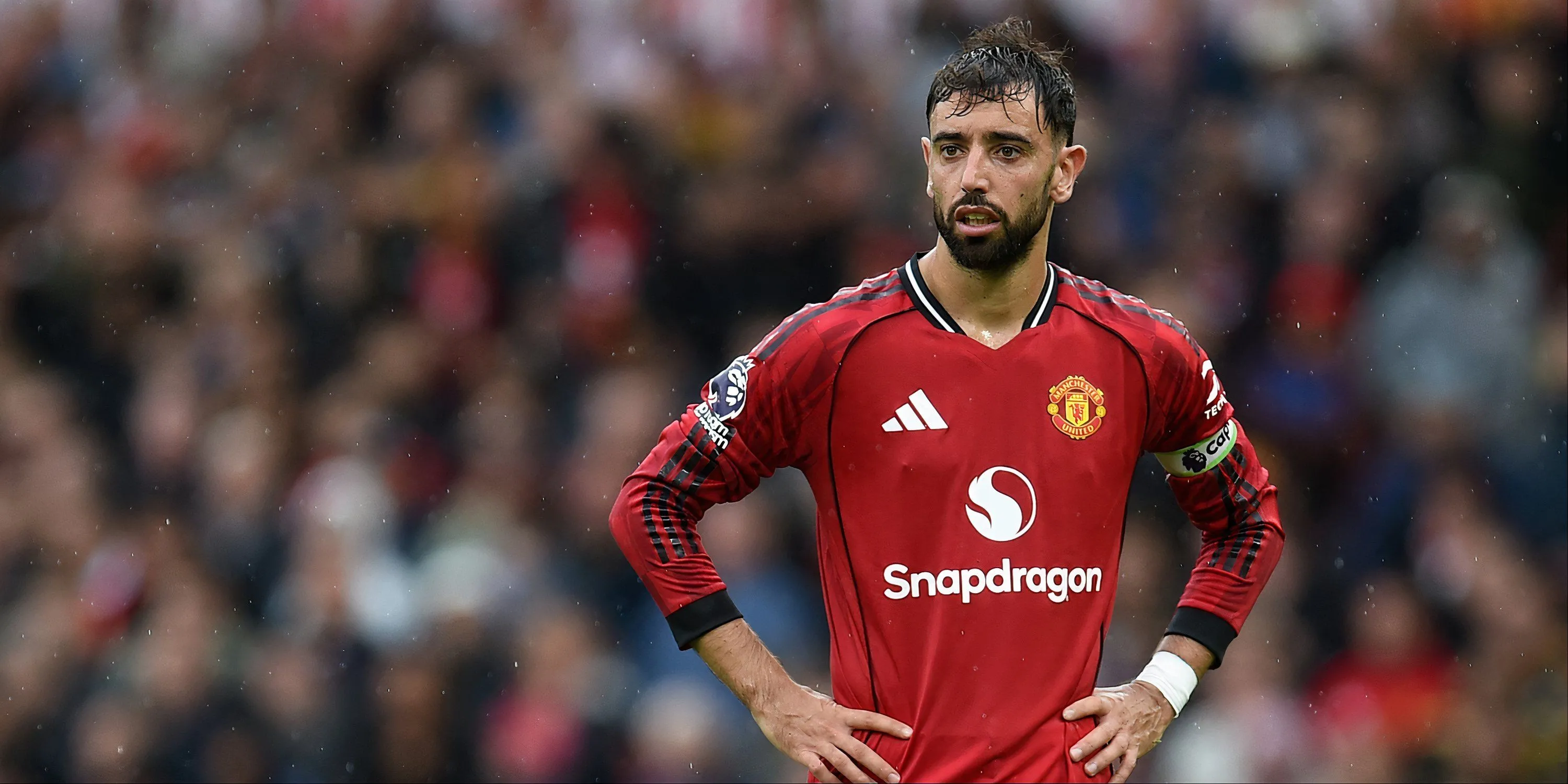 Bruno Fernandes thể hiện sự tập trung và tinh thần lãnh đạo trong trận đấu của Manchester United