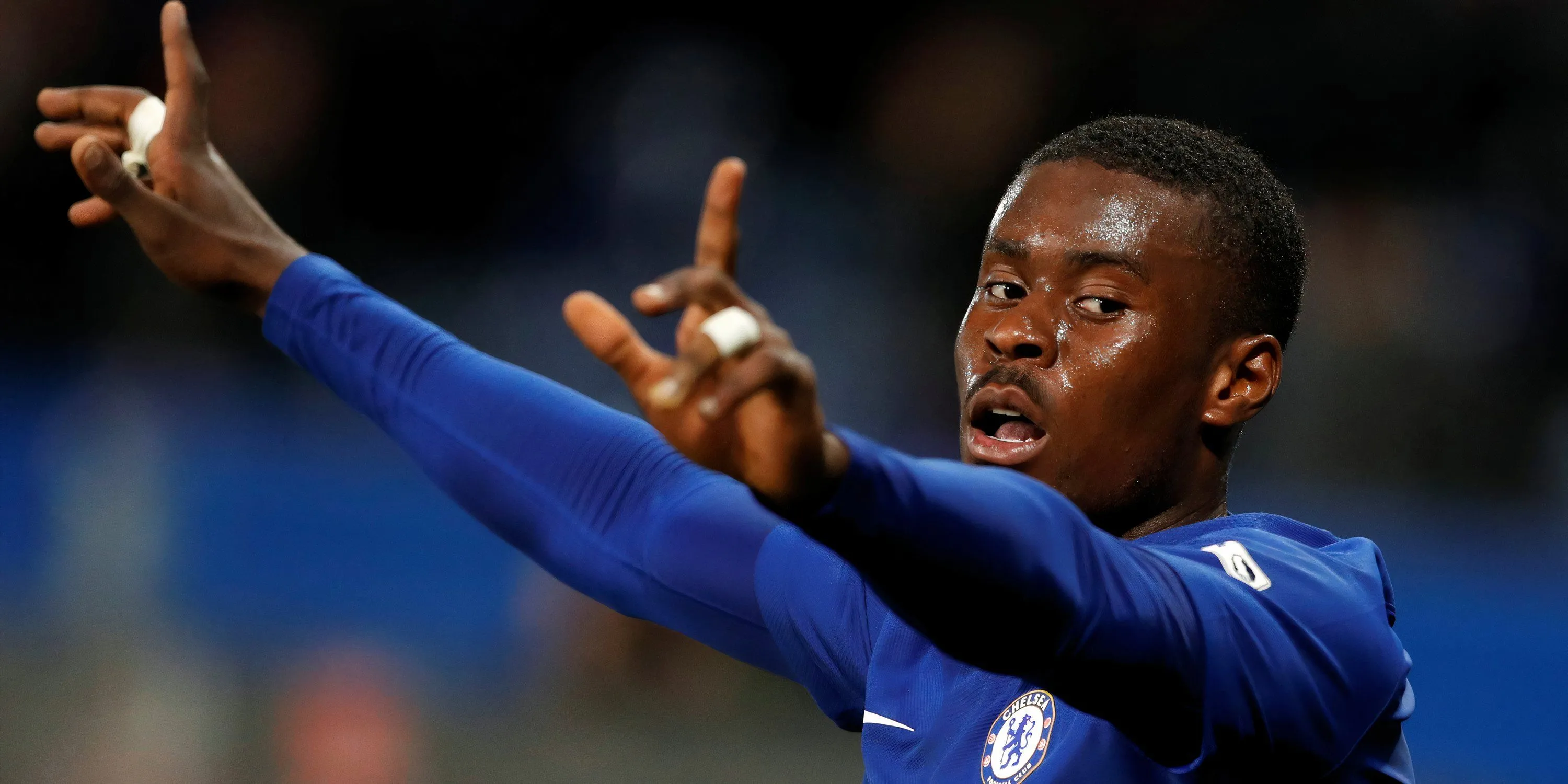 Chân dung Marc Guehi, trung vệ xuất sắc trưởng thành từ học viện Chelsea Cobham