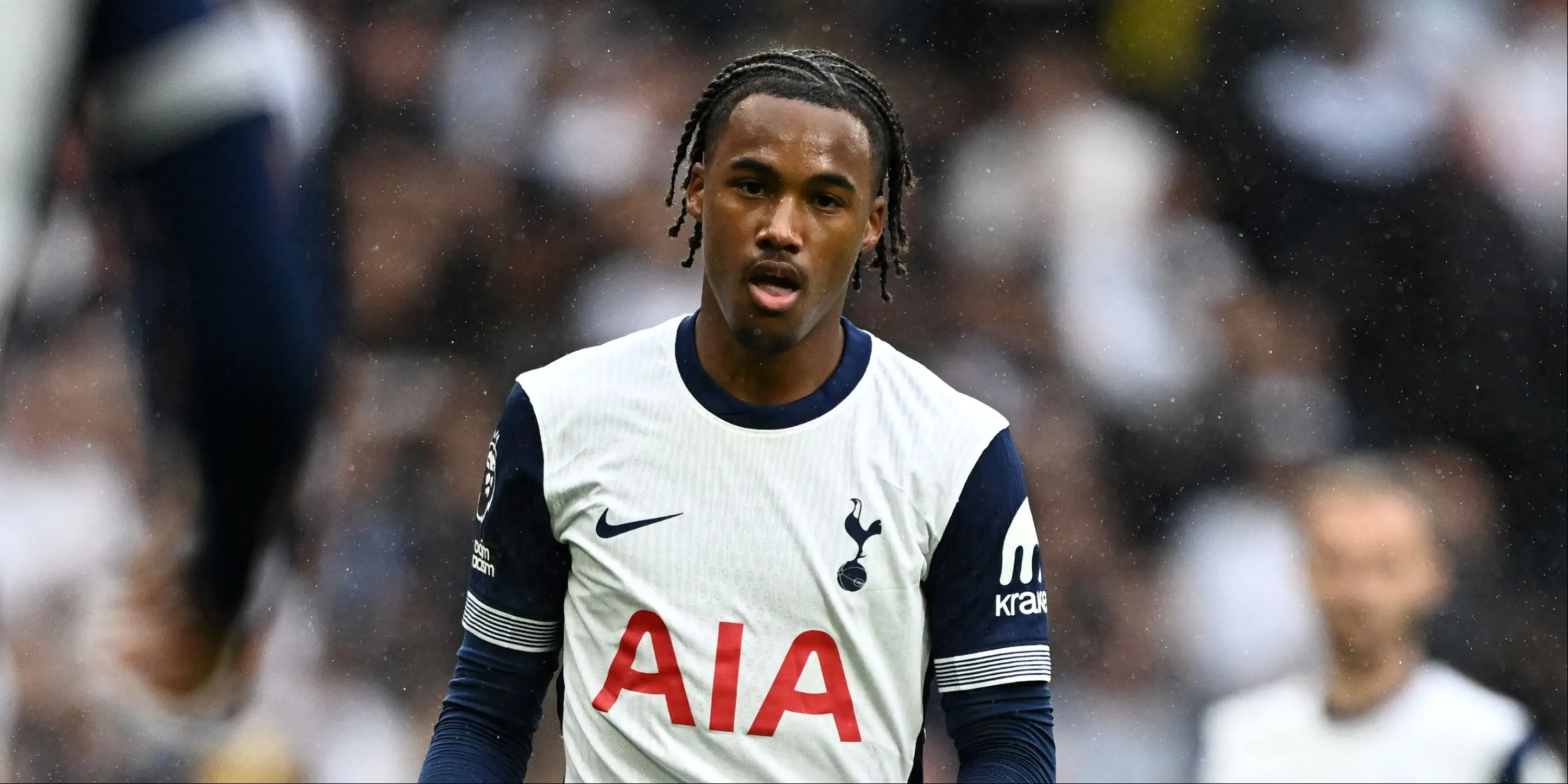 Tiền đạo cánh Wilson Odobert trong buổi tập của Tottenham Hotspur