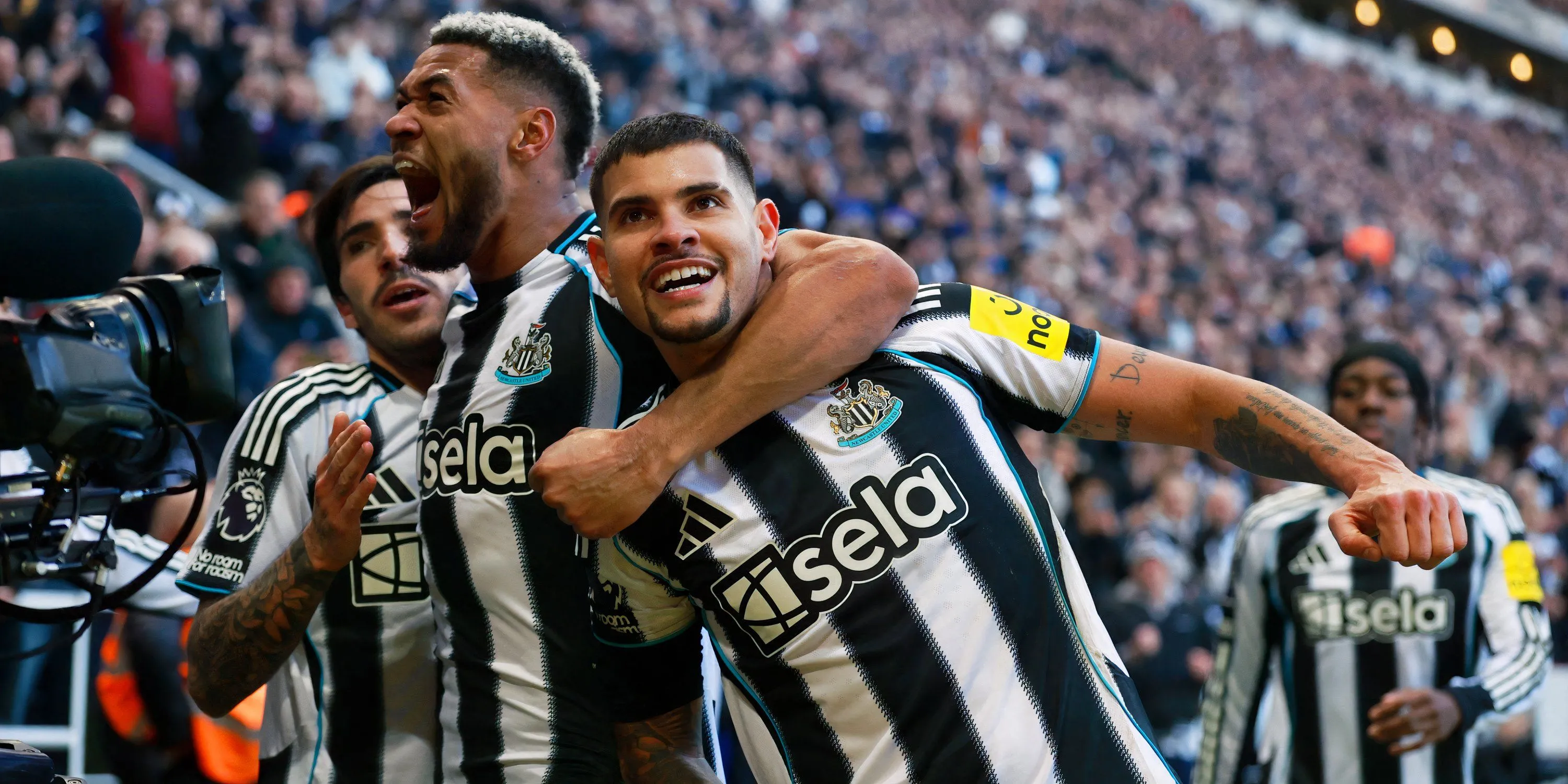 Bruno Guimarães thi đấu với áo Newcastle, thực hiện đường chuyền sáng tạo