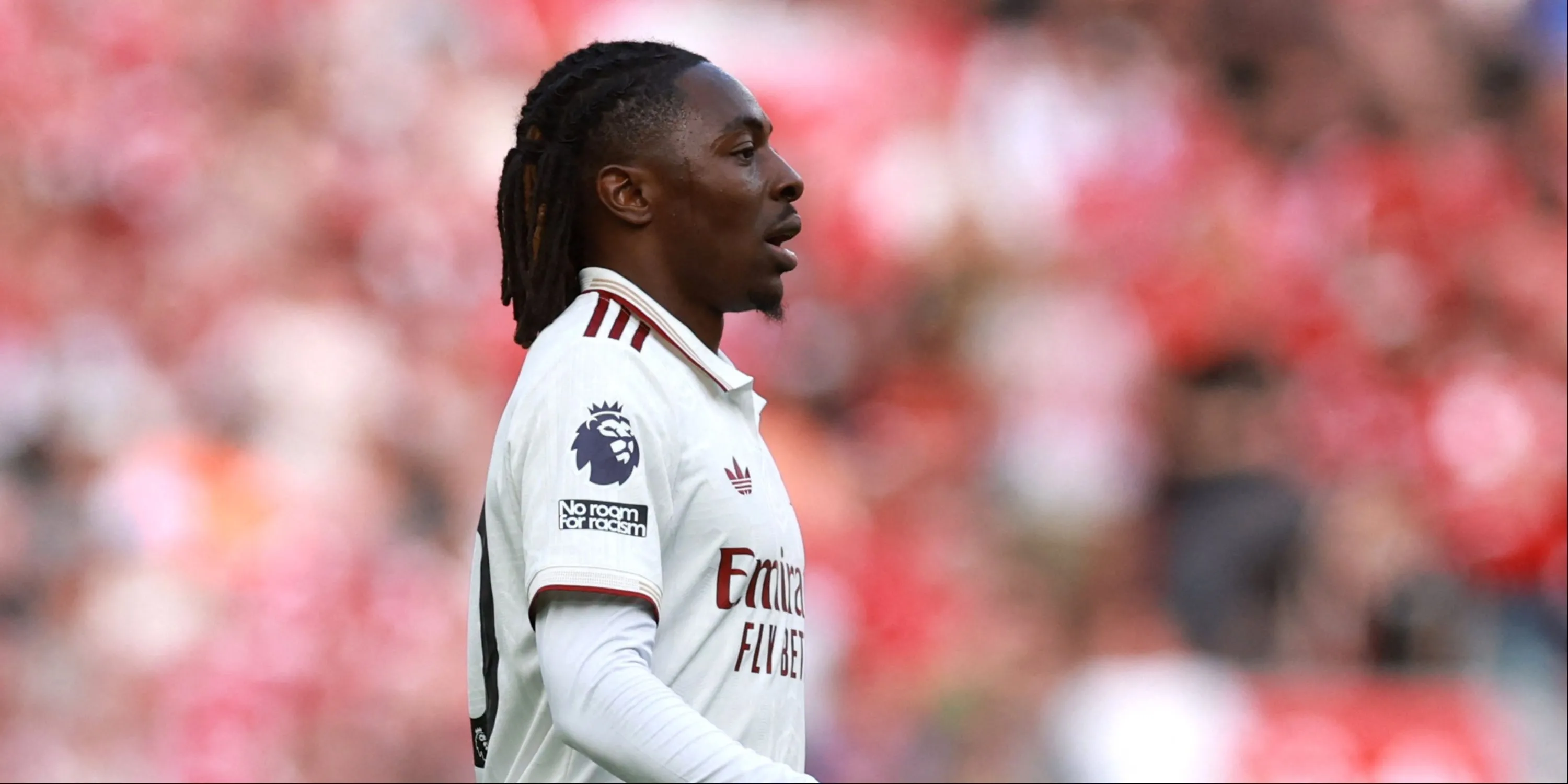 Eberechi Eze: pha xử lý bóng trong màu áo Arsenal, minh họa khả năng tạo cơ hội