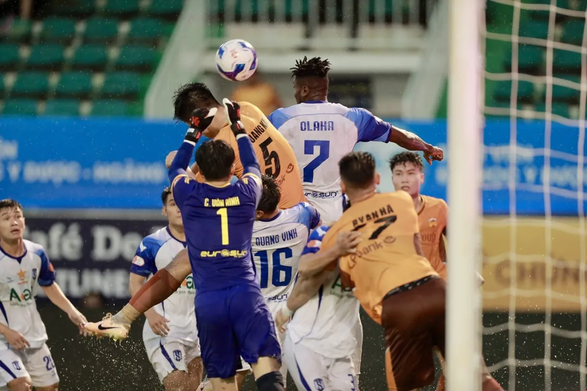 Hầu hết Luật là đồng nhất ở các giải đấu, VFF bổ sung điều lệ phù hợp thực tế Việt Nam