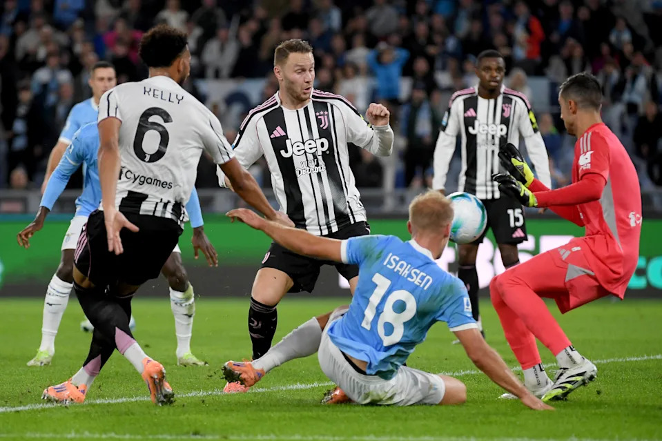 Lazio Đánh Bại Juventus 1-0: Isaksen Tỏa Sáng, David Gặp Khó Khăn