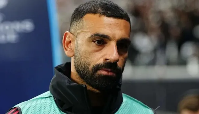 Mohamed Salah trong màu áo Liverpool, phong độ dứt điểm giảm ở mùa 2025/26