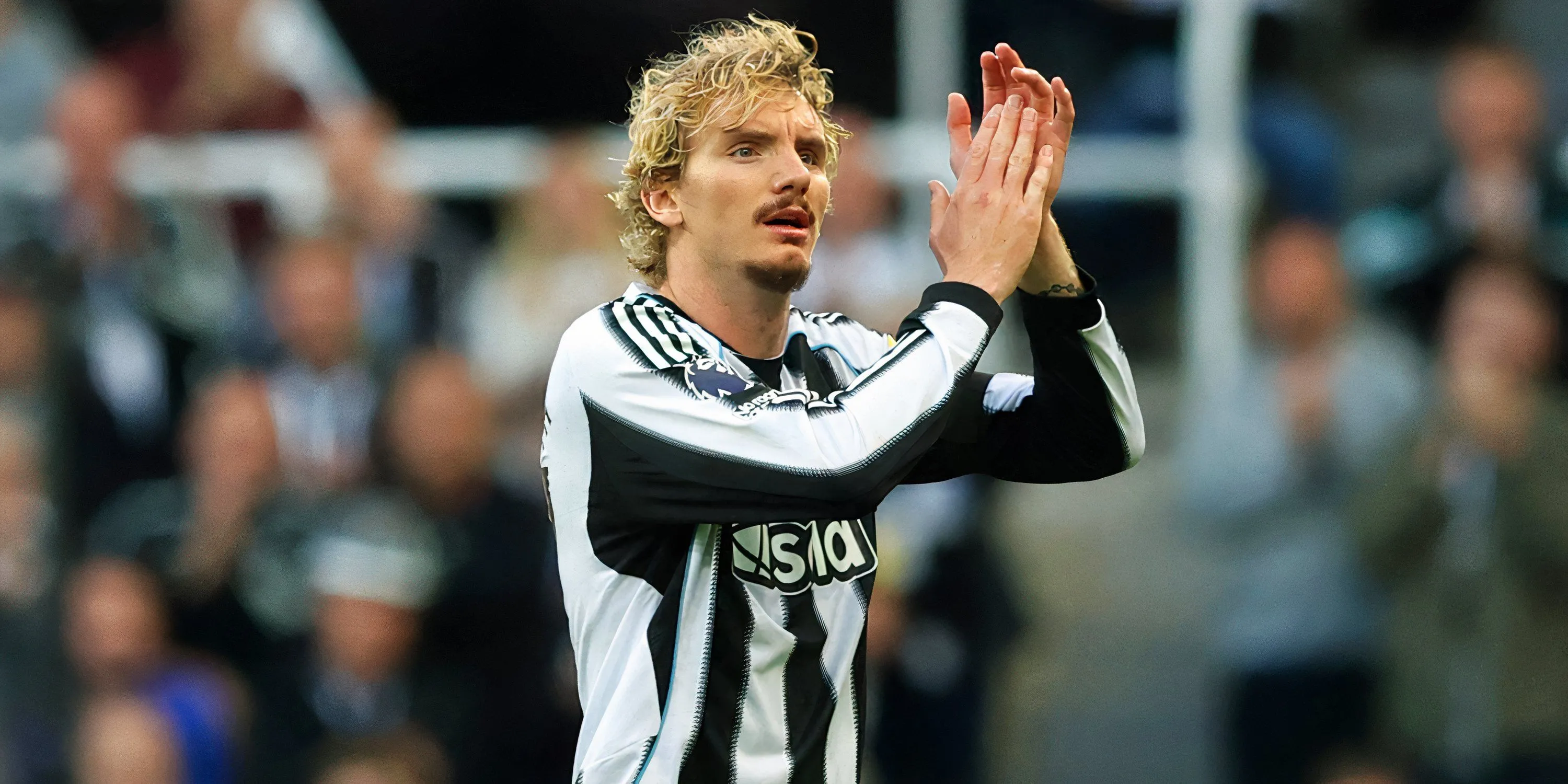 Nick Woltemade ghi bàn giúp Newcastle nuôi hy vọng trước Brighton
