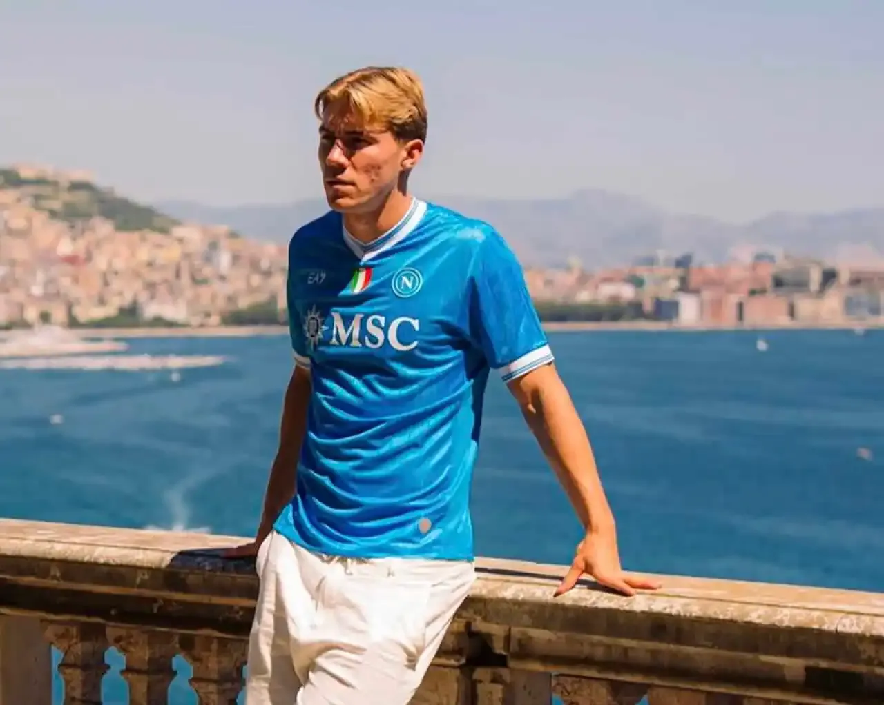 Rasmus Hojlund sẽ chính thức thuộc về Napoli nếu điều kiện UCL được đáp ứng