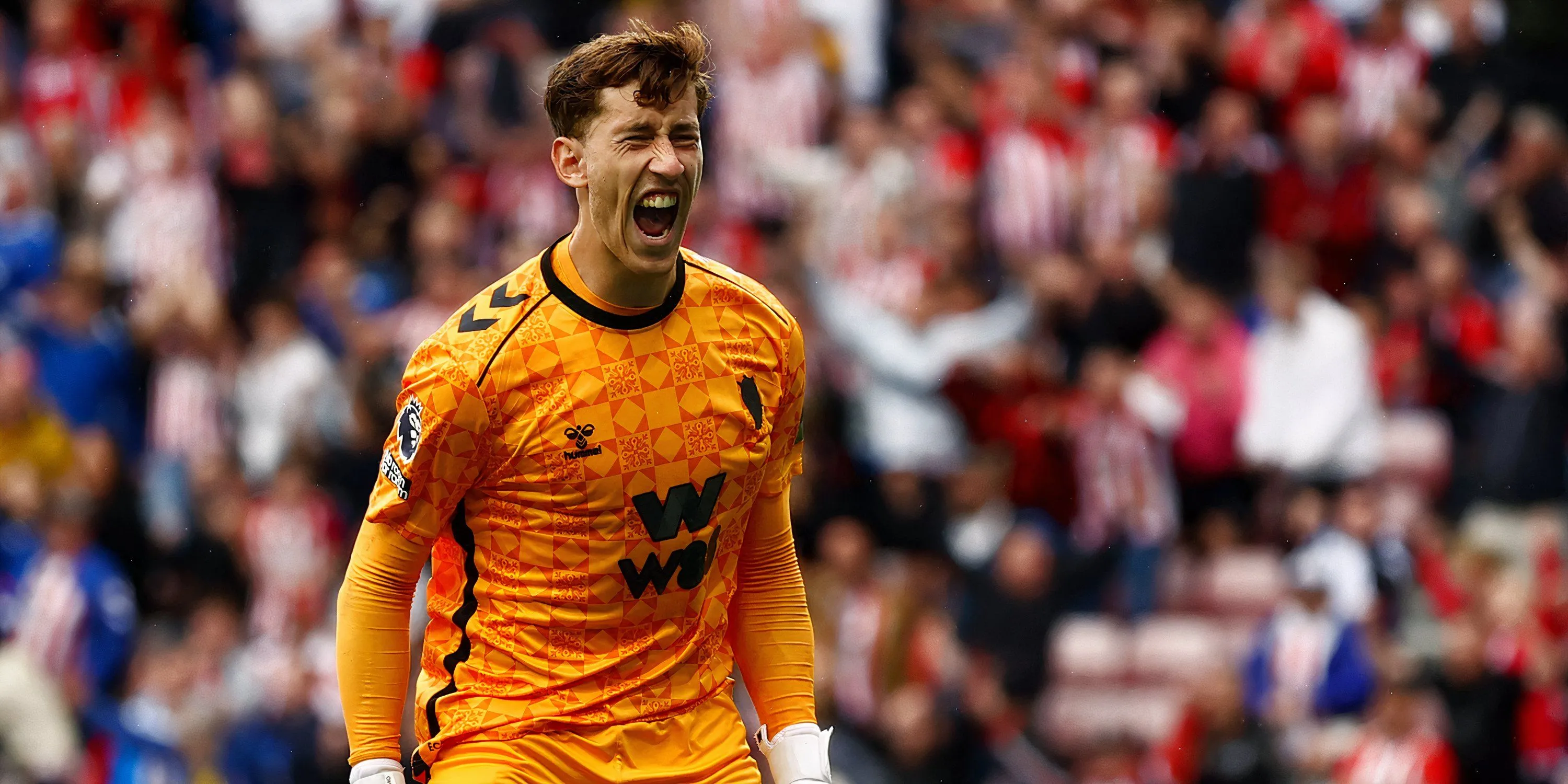 Thủ môn Robin Roefs của Sunderland trong một trận đấu Premier League