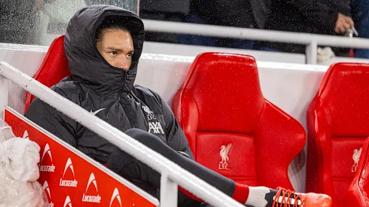 Tin đồn Darwin Núñez bị loại khỏi đội hình chính do vấn đề tài chính giữa Liverpool và Benfica