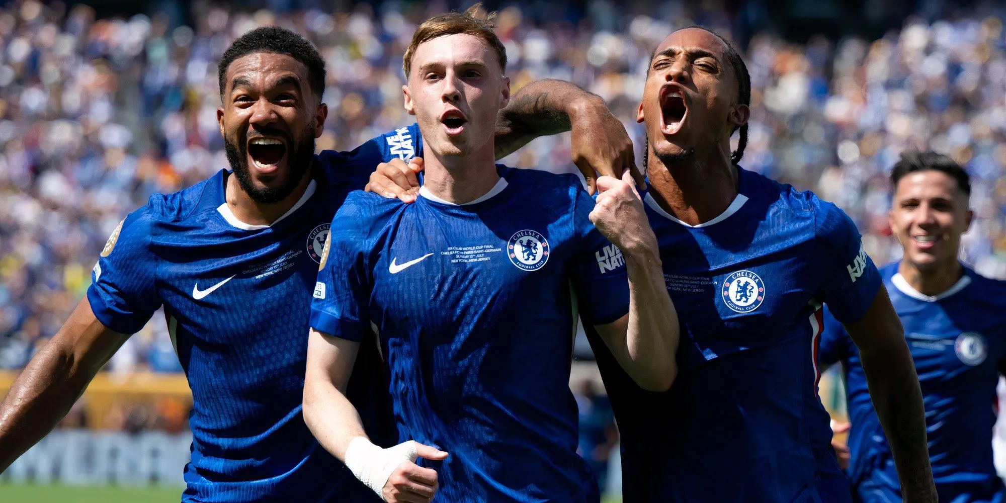 Bộ áo thi đấu Chelsea mùa giải 2025/26