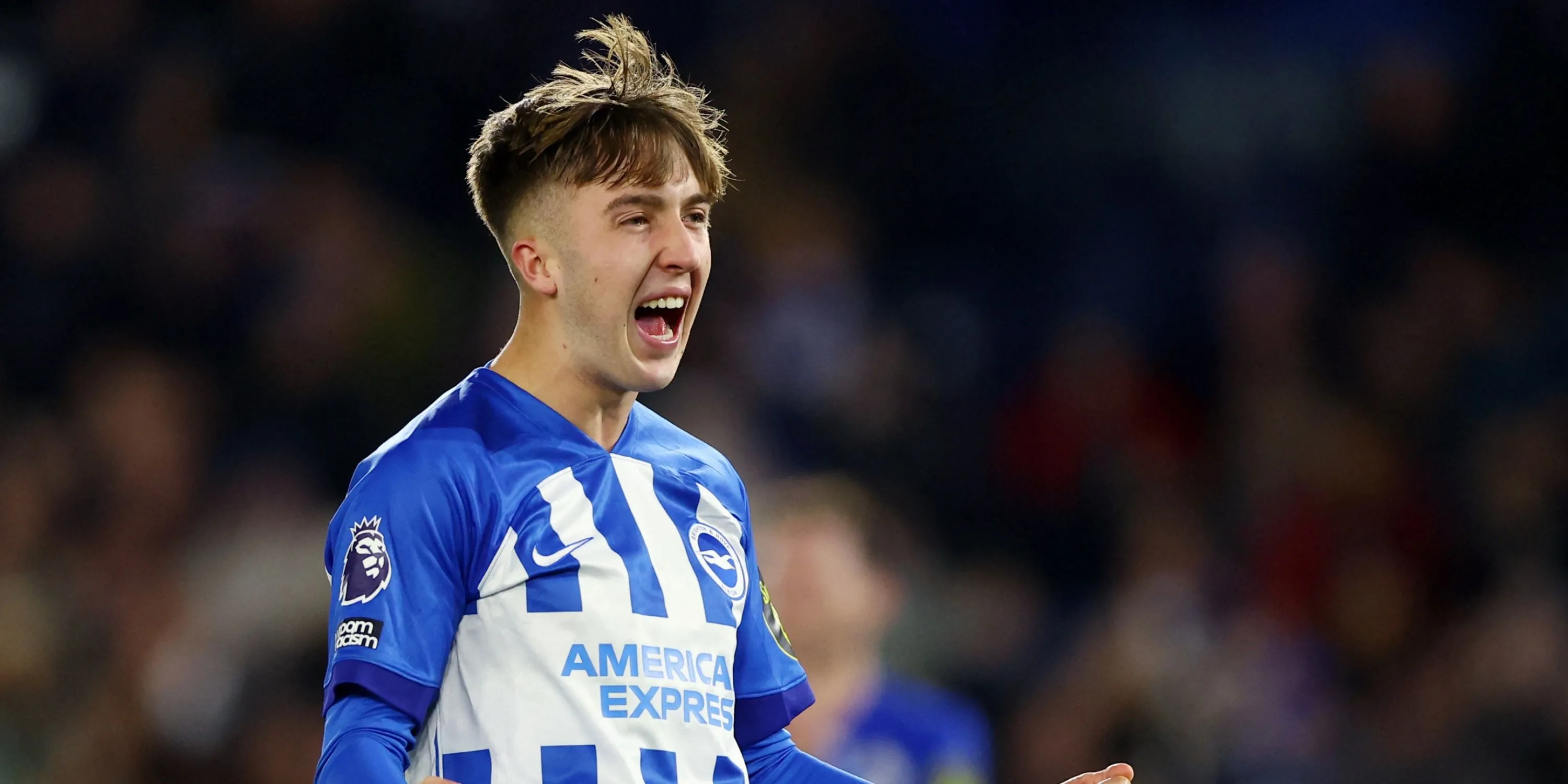 Hậu vệ Brighton Jack Hinshelwood trước khi bị chấn thương cổ chân